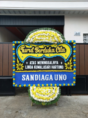 Papan Bunga Duka di Pulau Taliabu